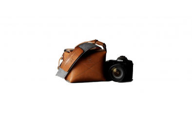 THE LEATHER "DSLR CAMERA BOX" BAG