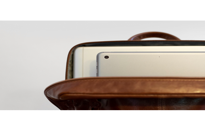 THE LEATHER "SLUGGER BACKPACK" HERITAGE