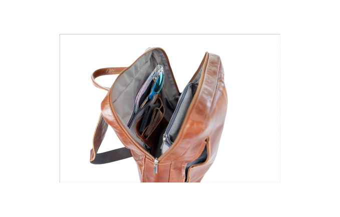 THE LEATHER "SLUGGER BACKPACK" HERITAGE